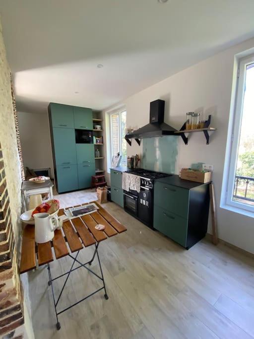 Maison Leocha Sablons-sur-Huisne Zewnętrze zdjęcie